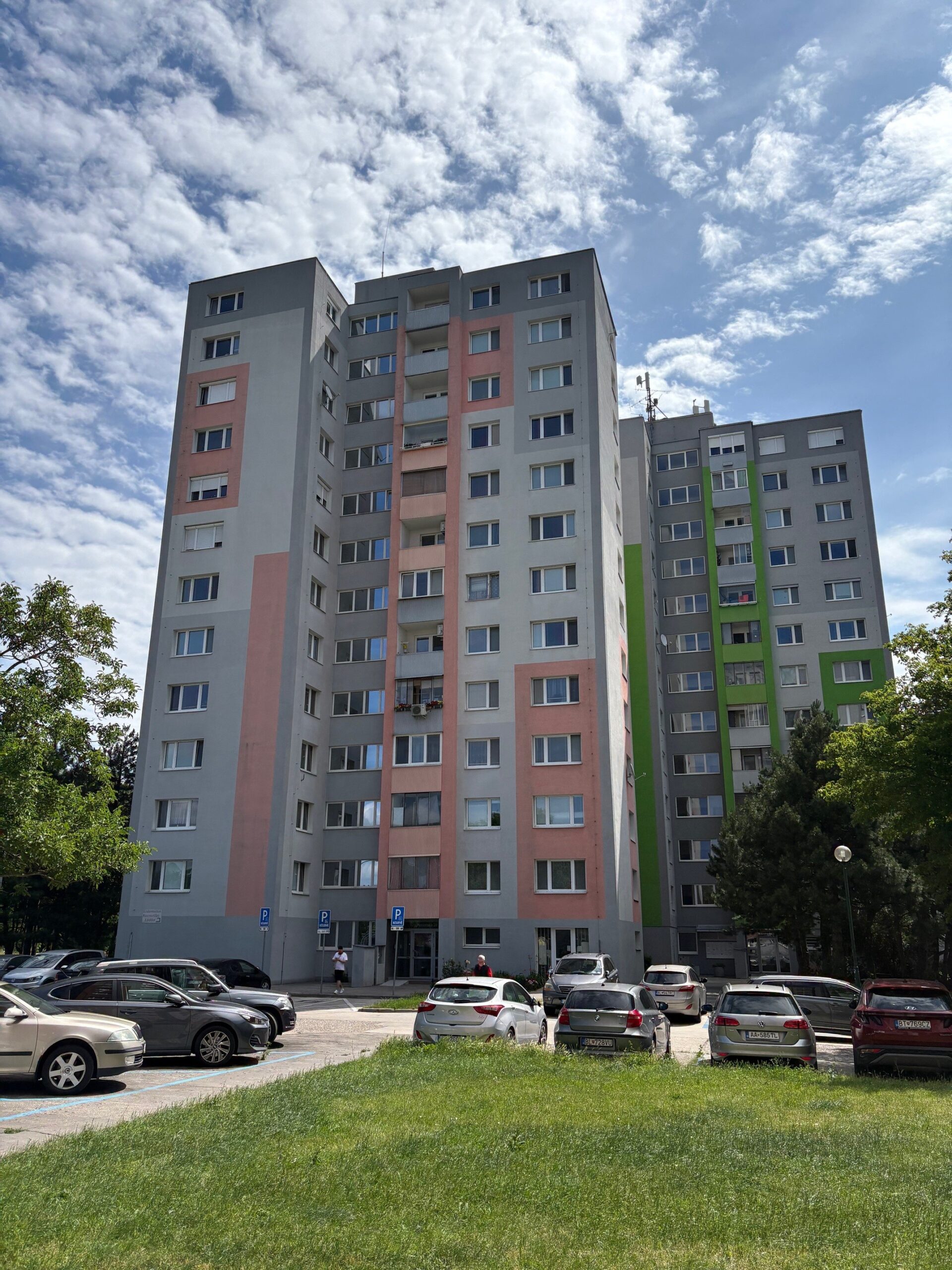 Krasnohorska 2022